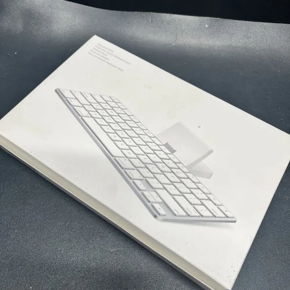 NEW Original Apple A1359 / MC533LL/B Keyboard Dock For iPad (1st Gen 1,2,3) OEM